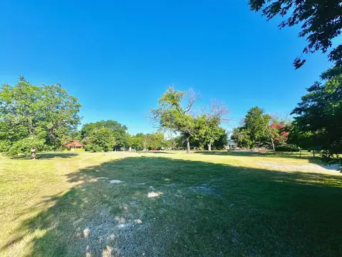 811 N Main St, Meridian, TX 76665