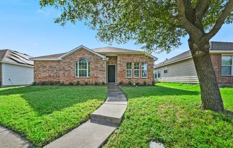 7806 Sickle Cir, Dallas, TX 75241