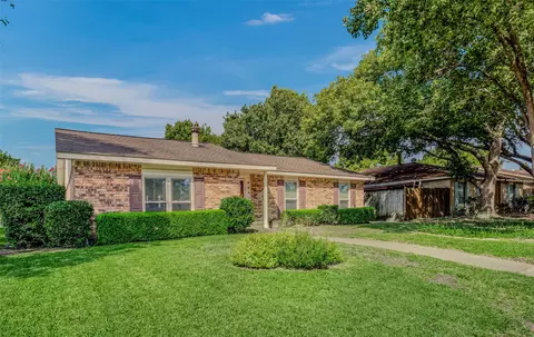 2605 Madrid Dr, Garland, TX 75040