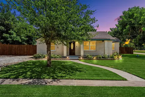 511 W Houston St, Abbott, TX 76621