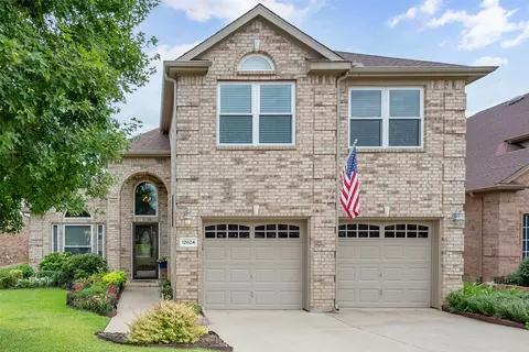 12624 Red Cedar Dr, Euless, TX 76040 photo 2
