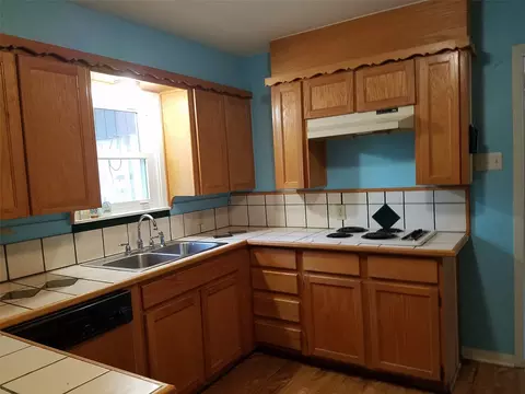 226 E Murray St, Denison, TX 75021 photo 5