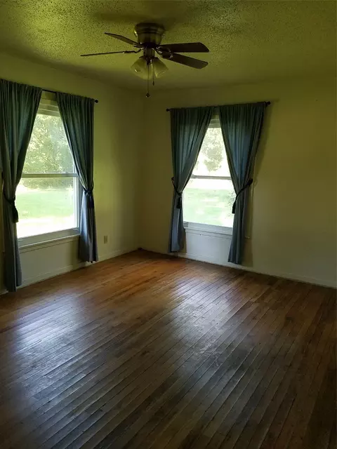 226 E Murray St, Denison, TX 75021 photo 13