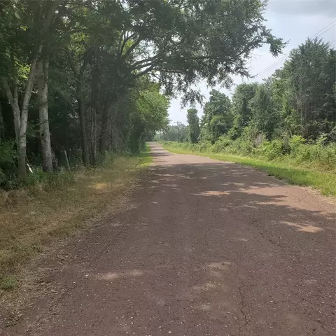 4174 W County Rd, Laneville, TX 75667