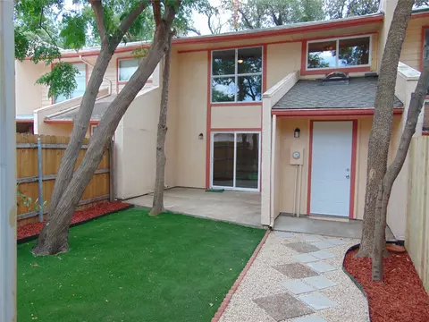 339 Valley Park Dr, Garland, TX 75043