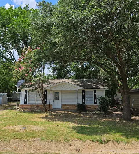 436 Canal St, Quinlan, TX 75474