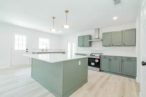 2702 Emberwood Dr, Garland, TX 75043