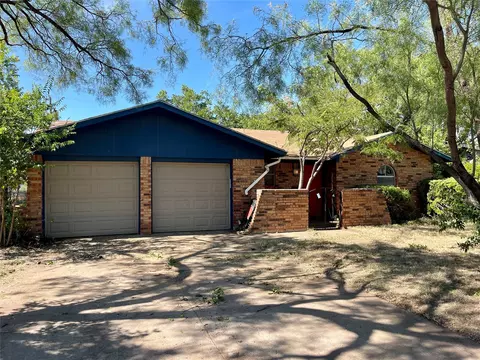 2526 Bennett Dr, Abilene, TX 79605