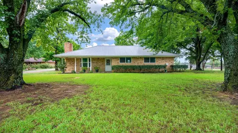 1039 County Line Church Rd, Whitesboro, TX 76273