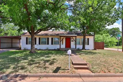 2989 S 3rd St, Abilene, TX 79605