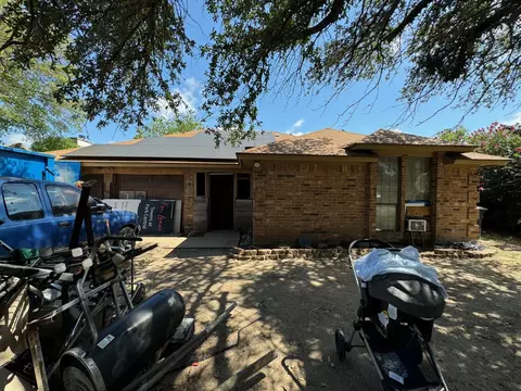 109 Colony Dr, Arlington, TX 76002