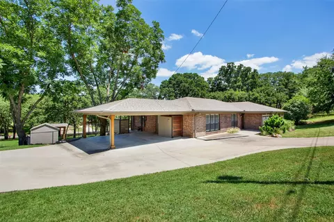 1200 S Lang Ave, Denison, TX 75020
