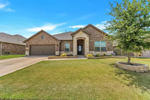 2824 Lake Valley Rd, Aubrey, TX 76227