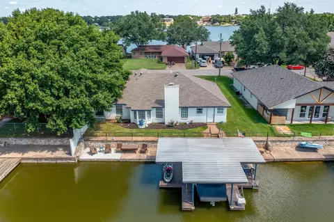 303 Bahama Ct, Granbury, TX 76048
