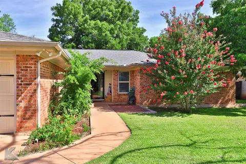 1118 Piedmont Dr, Abilene, TX 79601