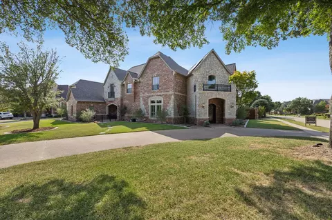 6405 Riverside Dr, Plano, TX 75024