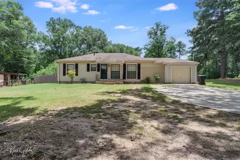 1831 Shady Ln, Shreveport, LA 71118