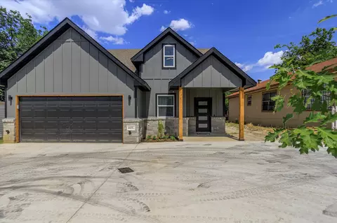 4433 Mccart Ave, Fort Worth, TX 76115