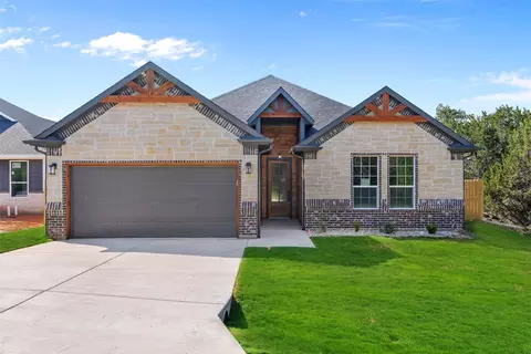 2506 Austin Ct, Granbury, TX 76048