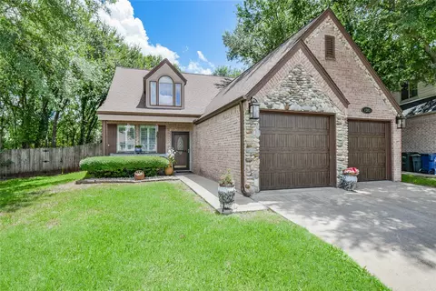 1313 Preston Trail Ct, Granbury, TX 76048