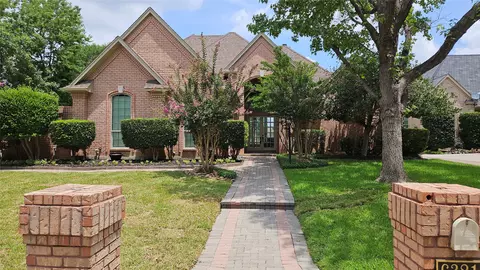 6321 Skylark Cir, North Richland Hills, TX 76180