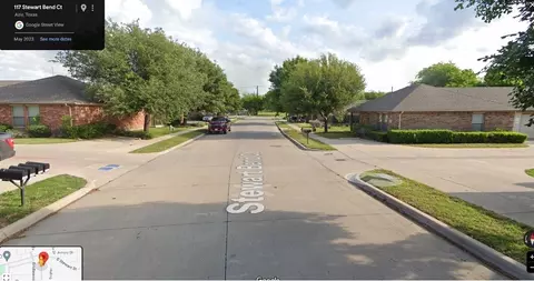 117 Stewart Bend Ct, Azle, TX 76020 photo 3