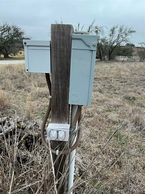 524 Comanche Lake Rd, Comanche, TX 76442 photo 12