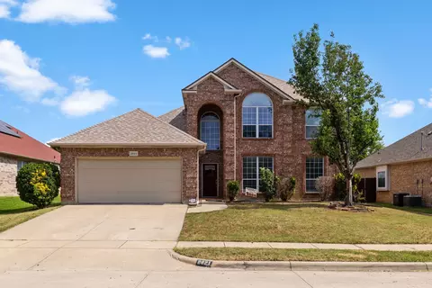 2821 Fossil Run Blvd, Fort Worth, TX 76131