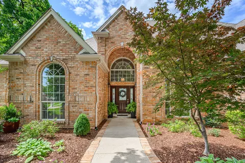 800 Shadow Glen Dr, Southlake, TX 76092