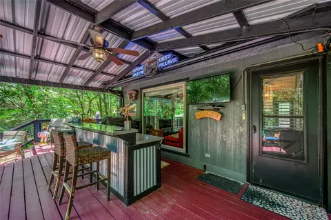 490 Black Forest Dr, Pottsboro, TX 75076