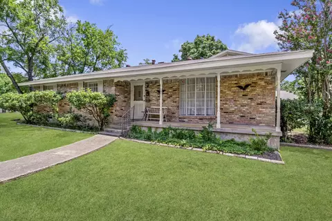 4520 Flo Ave, Cockrell Hill, TX 75211