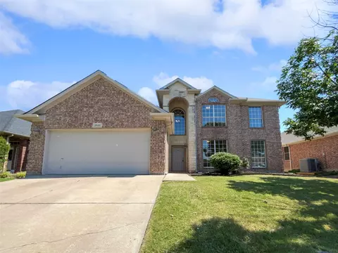 2820 Calico Rock Dr, Fort Worth, TX 76131