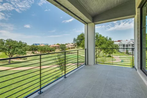 320 N O Connor Ridge Blvd #21, Irving, TX 75038