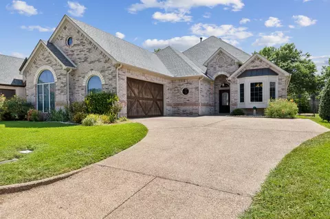 1124 Gabriel Ln, Fort Worth, TX 76116