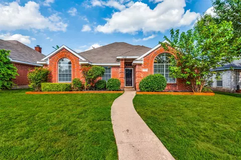 1402 Pintail Dr, Desoto, TX 75115