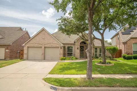 9613 Lacey Ln, Fort Worth, TX 76244