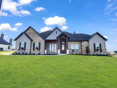 217 Coalson Xing, Azle, TX 76020