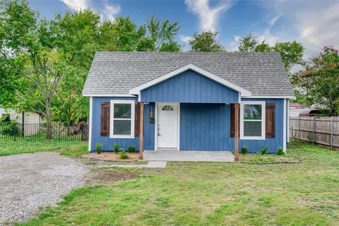 308 Frontage Rd, Tom Bean, TX 75489