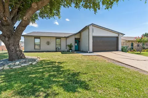 5544 Gates Dr, The Colony, TX 75056