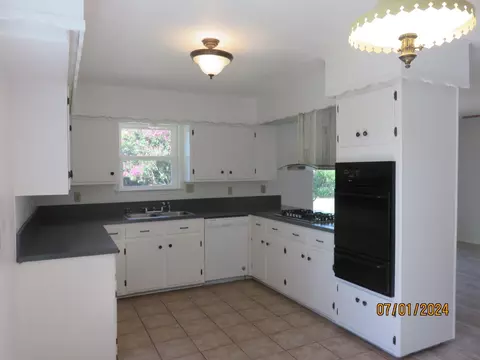 412 Bonnie View Dr, Princeton, TX 75407