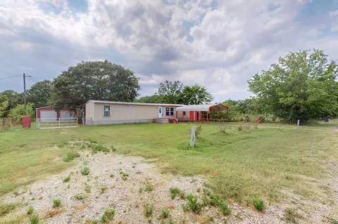 10818 Riverview Dr, Wills Point, TX 75169