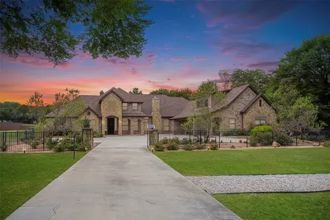 5693 E Bankhead Hwy, Hudson Oaks, TX 76087