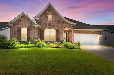 849 Highlands Ave, Aledo, TX 76008