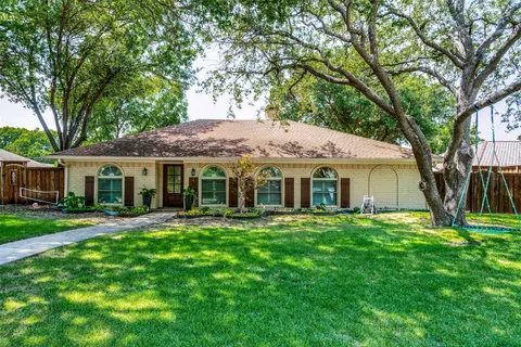 2 High Mesa Pl, Richardson, TX 75080