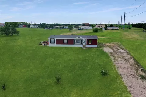 134 Wooded Creek Ln, Farmersville, TX 75442