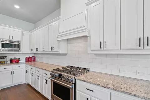 1506 Back Stretch Rd, Justin, TX 76247 photo 6