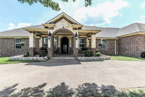 1125 N Day Miar Rd, Mansfield, TX 76063