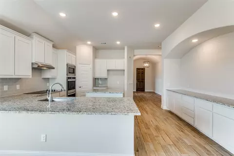 846 Shadow Valley Rd, Collinsville, TX 76233
