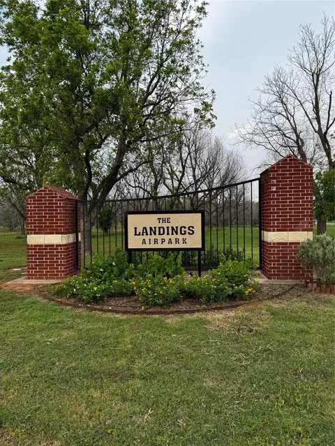 6025 Bonanza Dr, Granbury, TX 76049