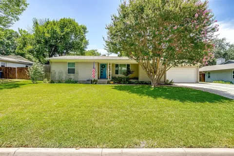 4108 Rothington Rd, Fort Worth, TX 76116